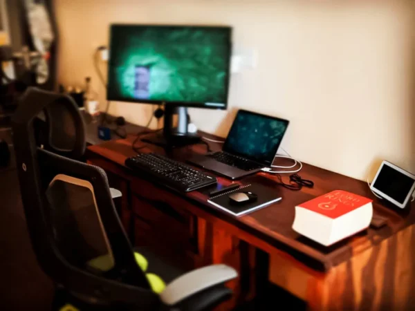 Sheesham Wood Writing / Office Desk - Image 2